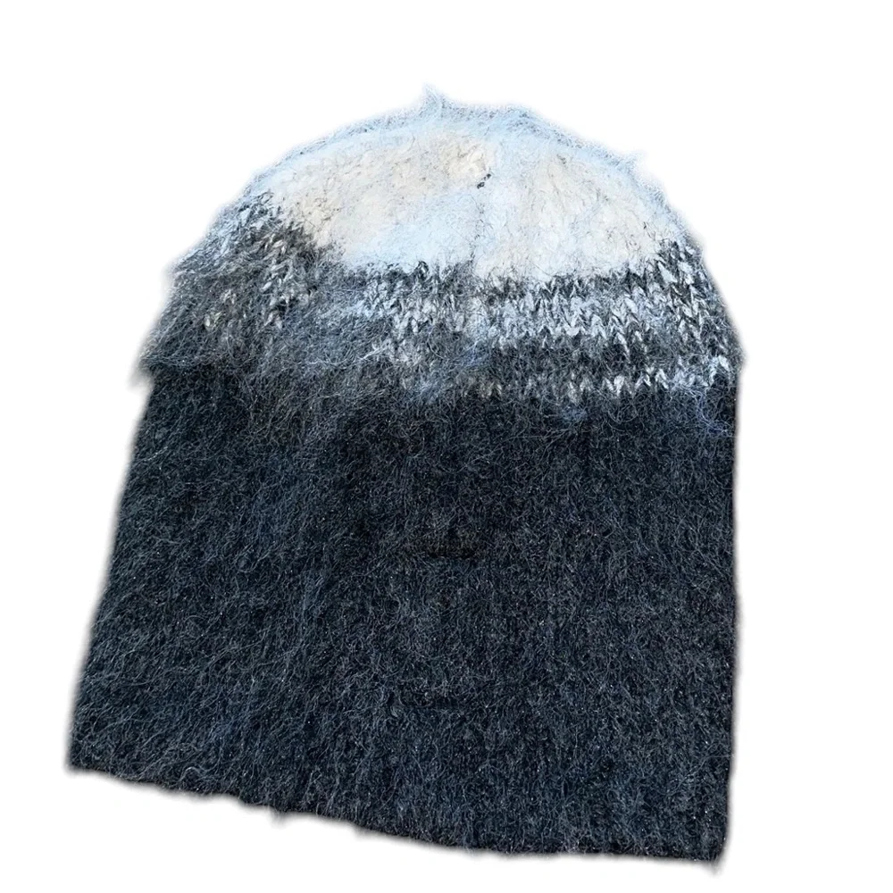 NWOT ANTHROPOLOGIE Women's Nylon Wool Blend Ombre Blue purple Beanie